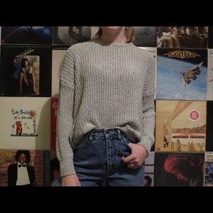 BRANDY MELVILLE SWEATER